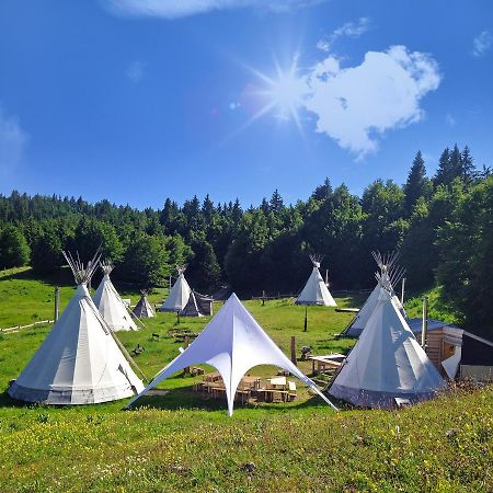 Village Tipi La Féclaz Esterno foto