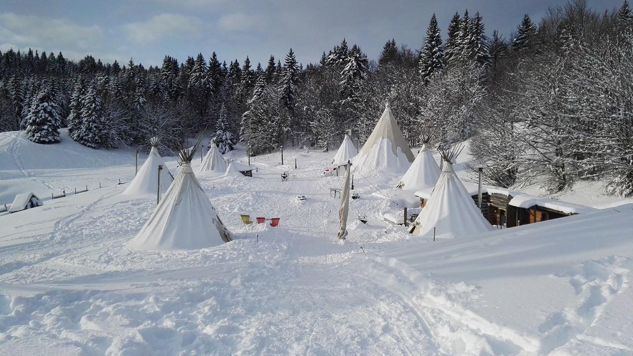 Village Tipi La Féclaz Esterno foto