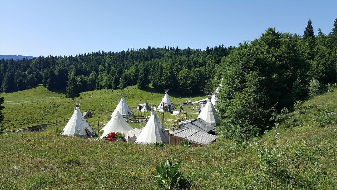 Village Tipi La Féclaz Esterno foto